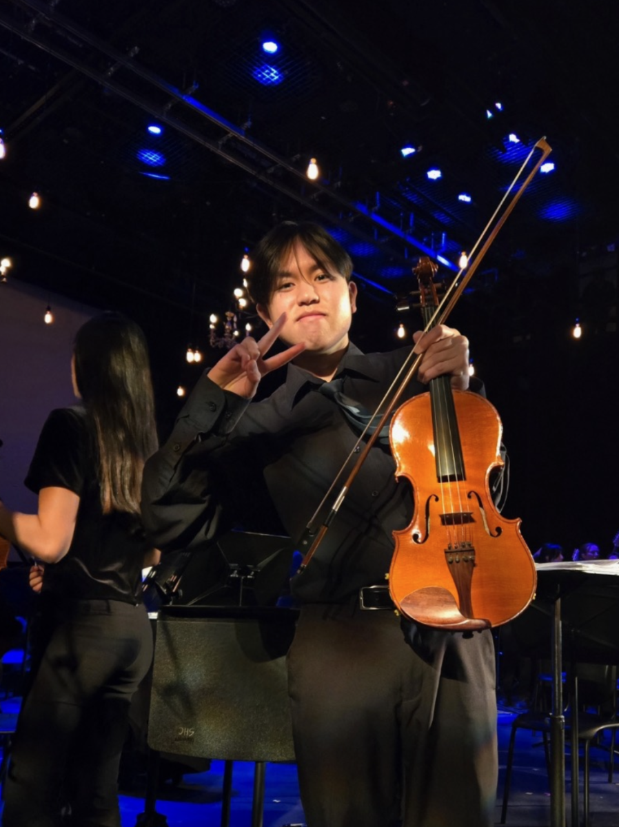Jonah Lei ‘25 at the 2025 Spring Concert for SHC Instrumental Music.